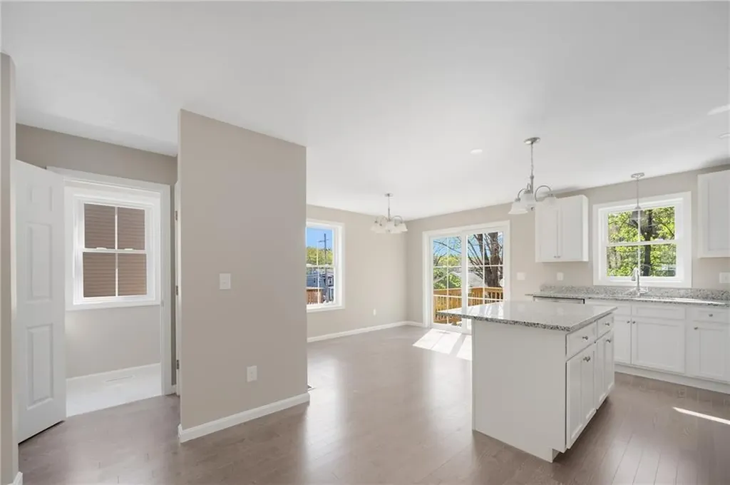 40 Farnum Pike Smithfield RI 02917