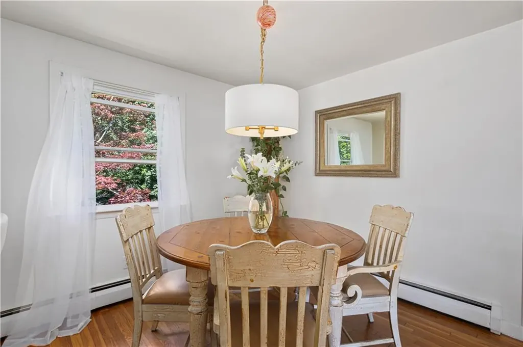 141 Redwood Road Portsmouth RI 02871