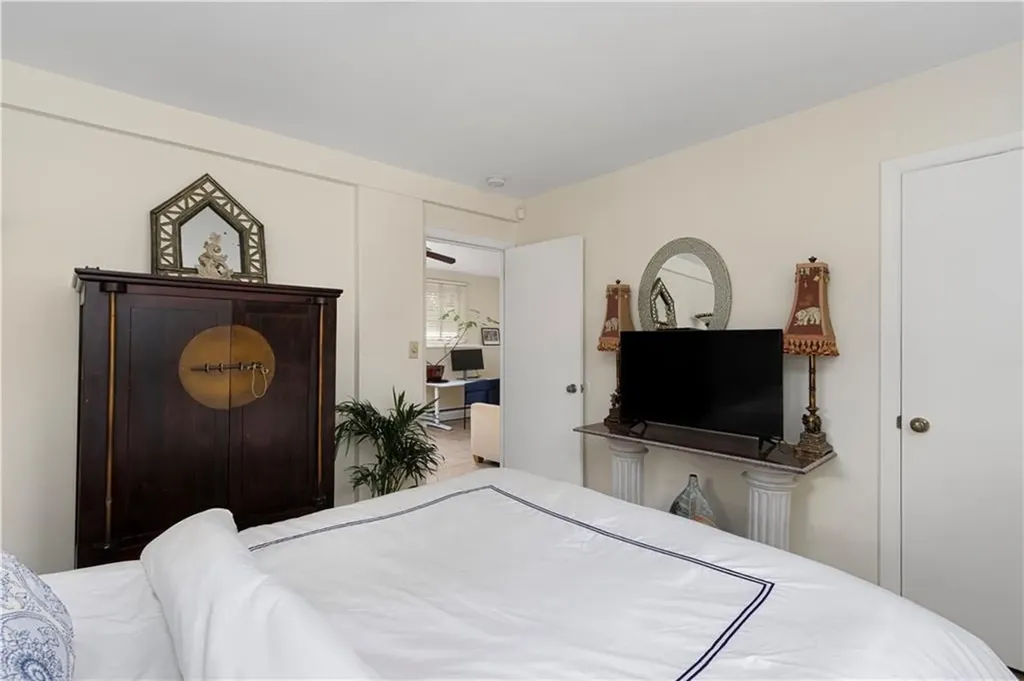 141 Redwood Road Portsmouth RI 02871