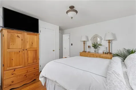 141 Redwood Road Portsmouth RI 02871