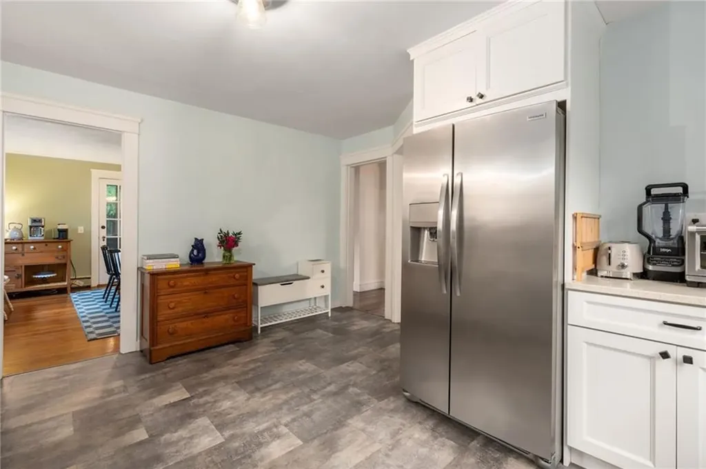 1467 Pawtucket Avenue East Providence RI 02916