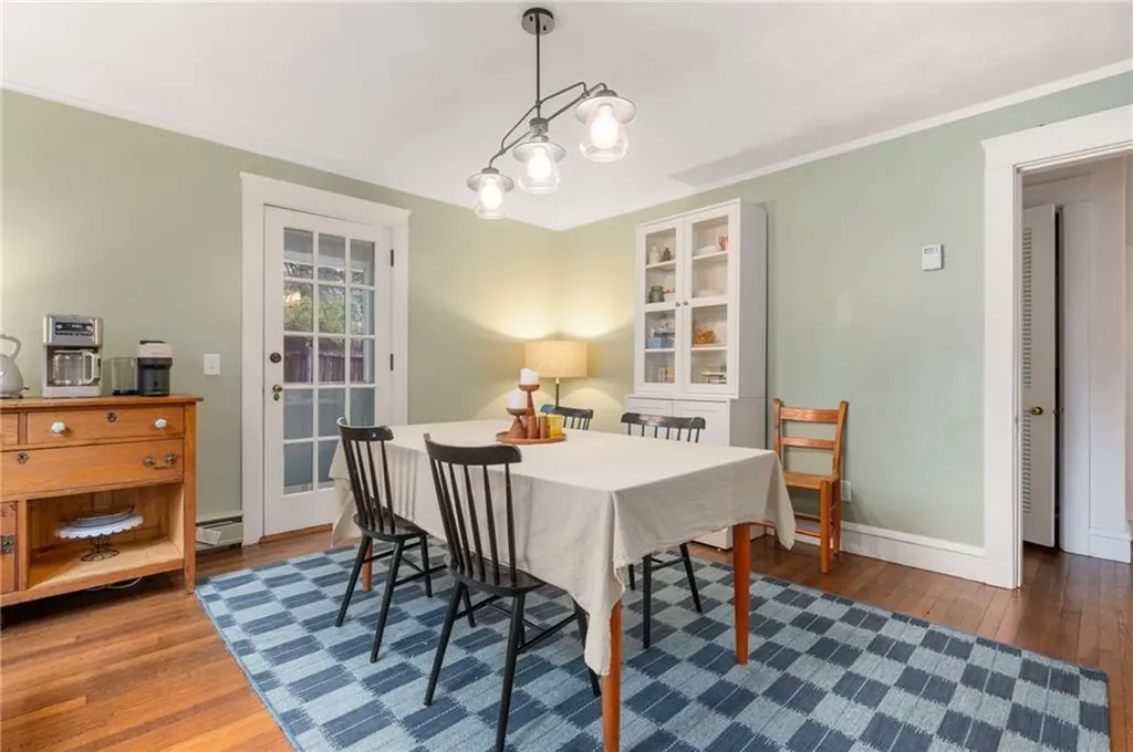 1467 Pawtucket Avenue East Providence RI 02916