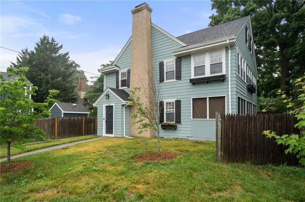 1467 Pawtucket Avenue East Providence RI 02916