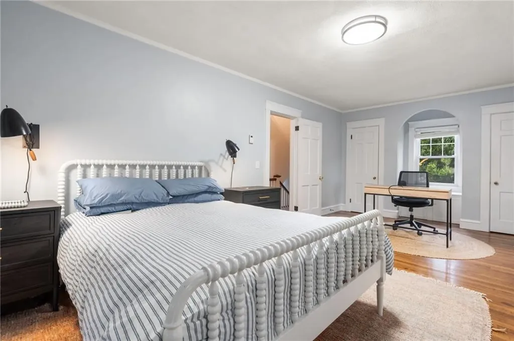 1467 Pawtucket Avenue East Providence RI 02916