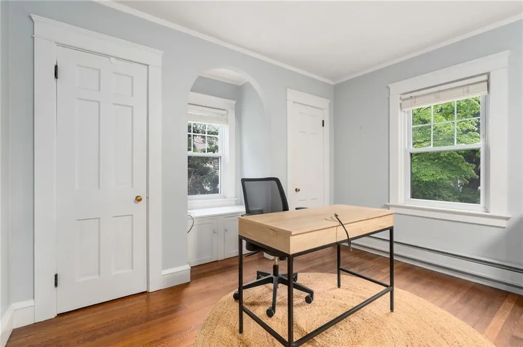 1467 Pawtucket Avenue East Providence RI 02916