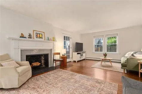 1467 Pawtucket Avenue East Providence RI 02916