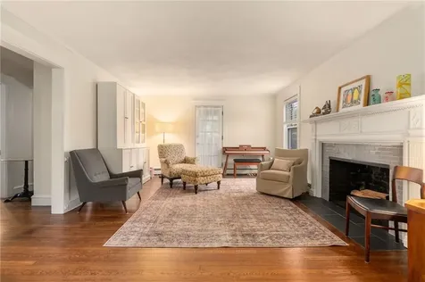 1467 Pawtucket Avenue East Providence RI 02916