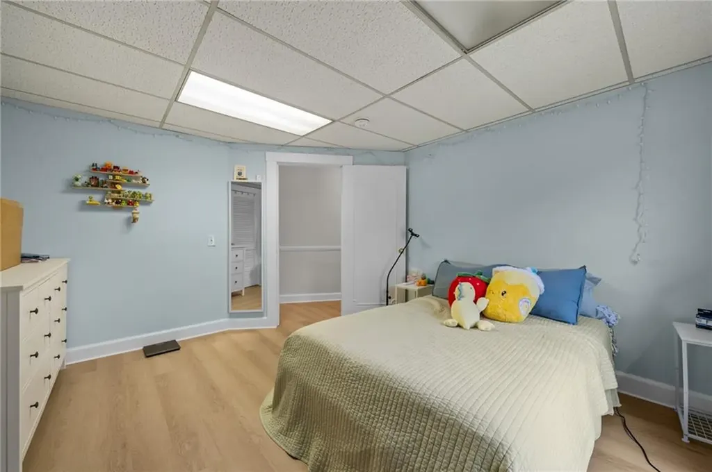 49 Arnold Street East Providence RI 02915