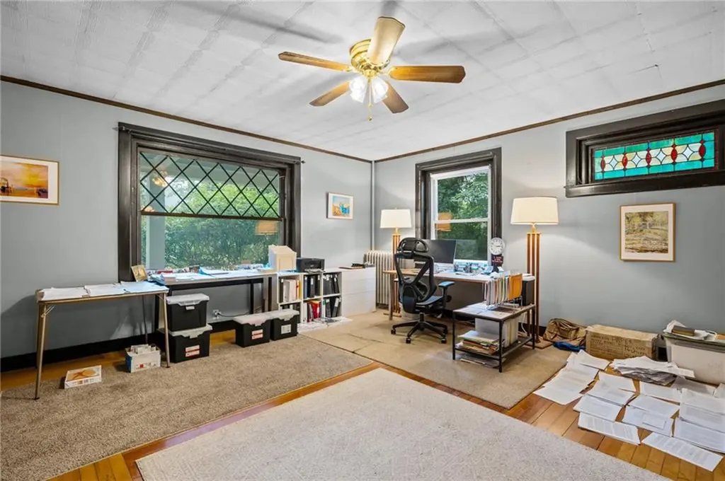49 Arnold Street East Providence RI 02915