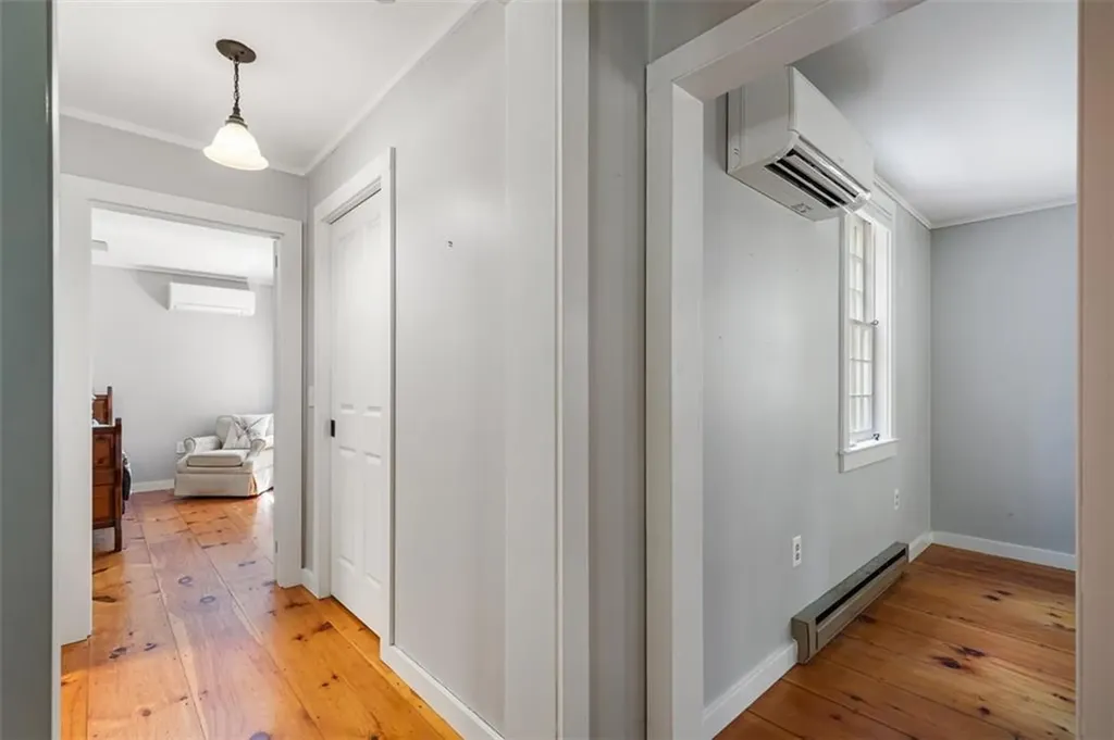 25 Forest Glen Drive Hopkinton RI 02832