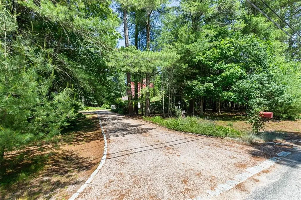 25 Forest Glen Drive Hopkinton RI 02832