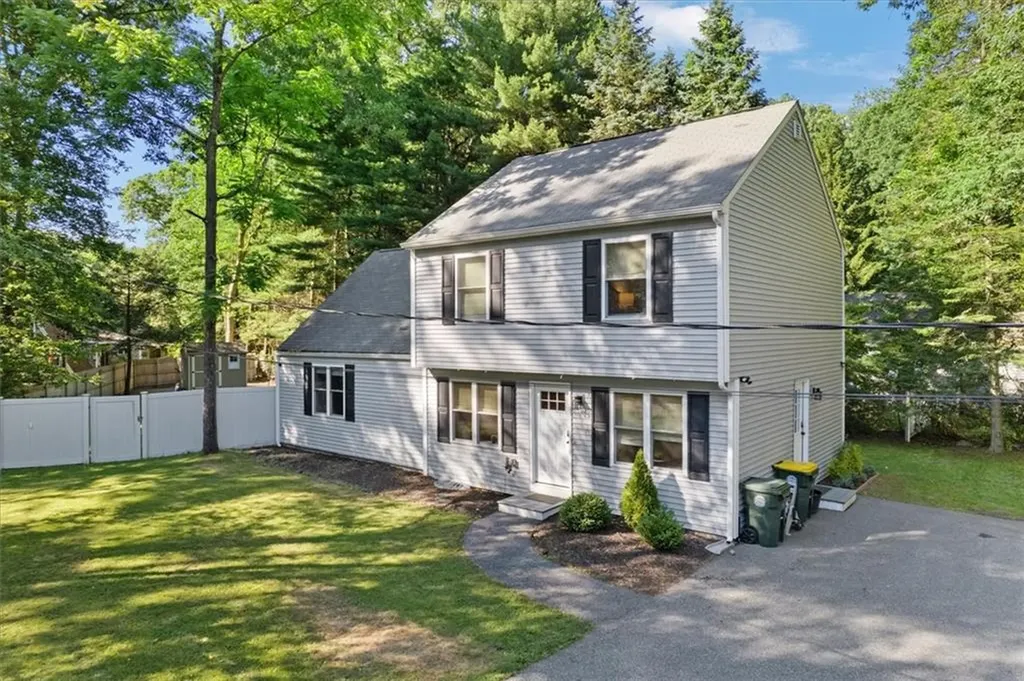 47 Smith Avenue Smithfield RI 02828