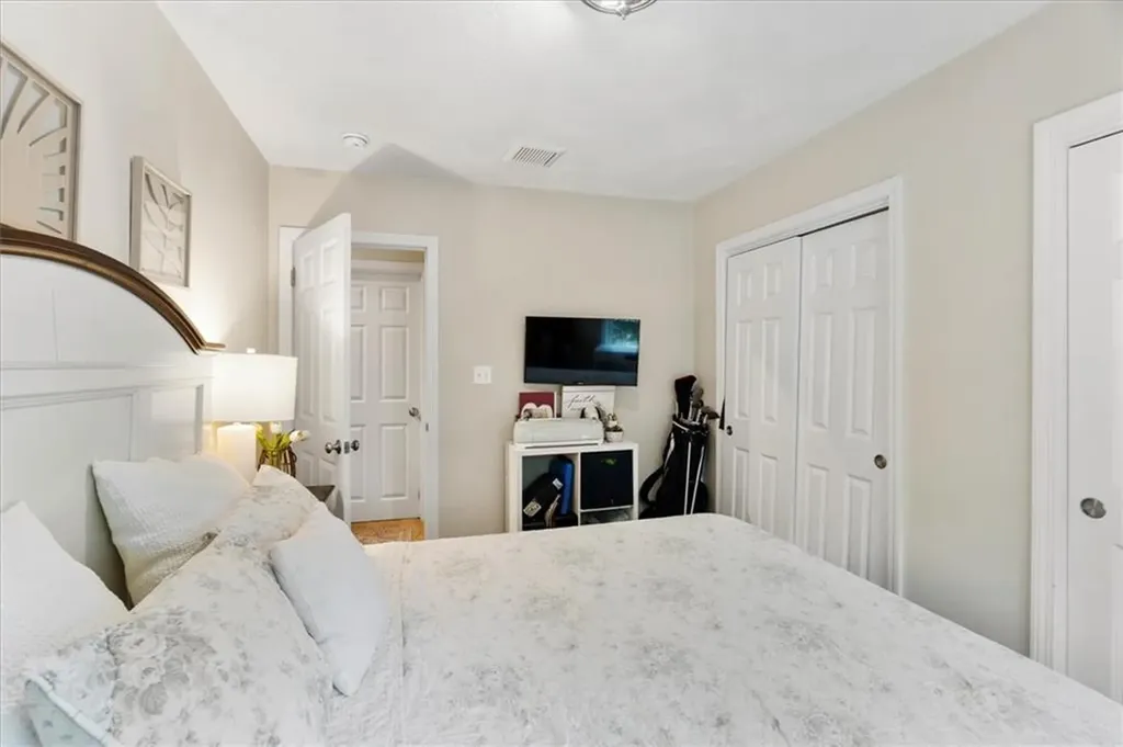 47 Smith Avenue Smithfield RI 02828