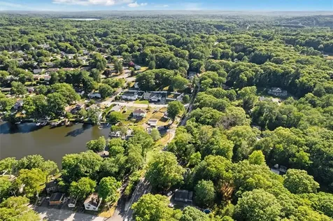 47 Smith Avenue Smithfield RI 02828