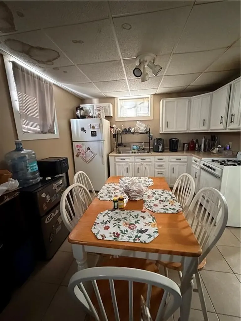 1475 Plainfield Pike Johnston RI 02919