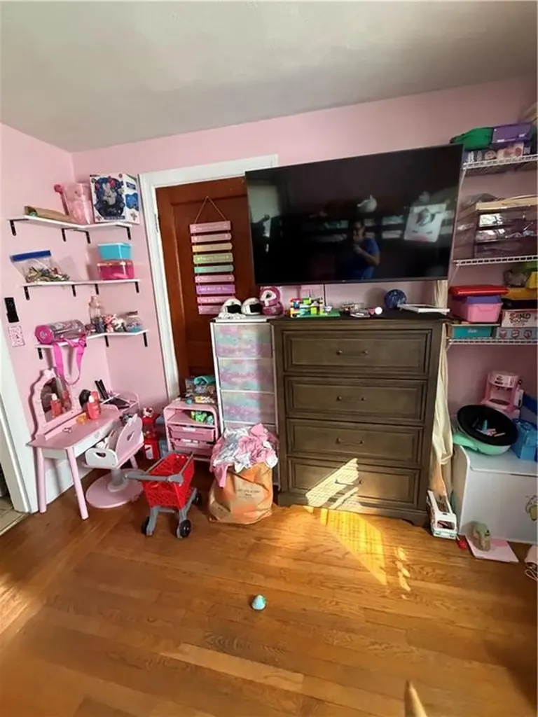 1475 Plainfield Pike Johnston RI 02919