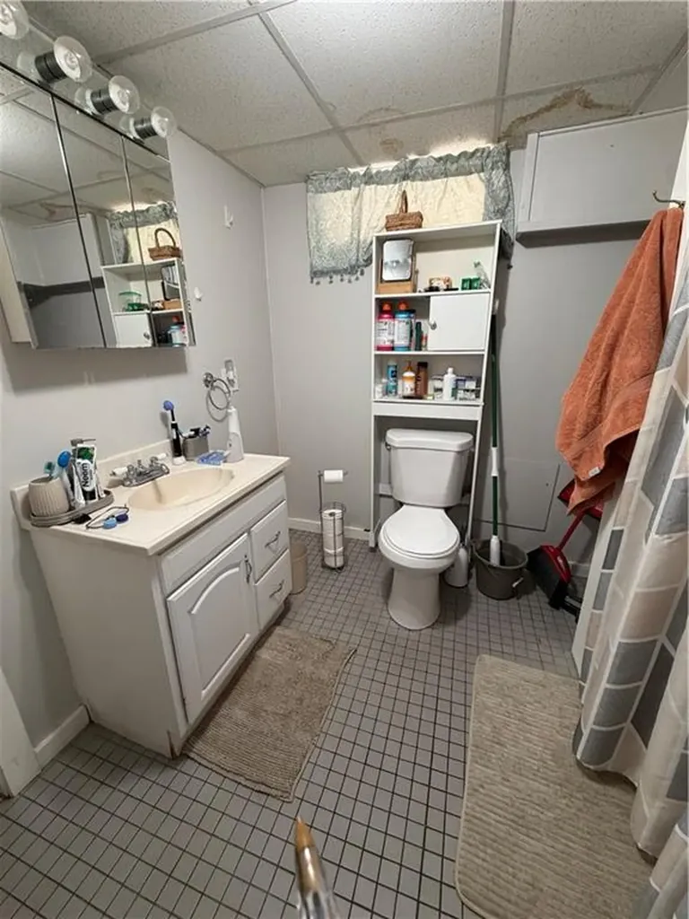 1475 Plainfield Pike Johnston RI 02919