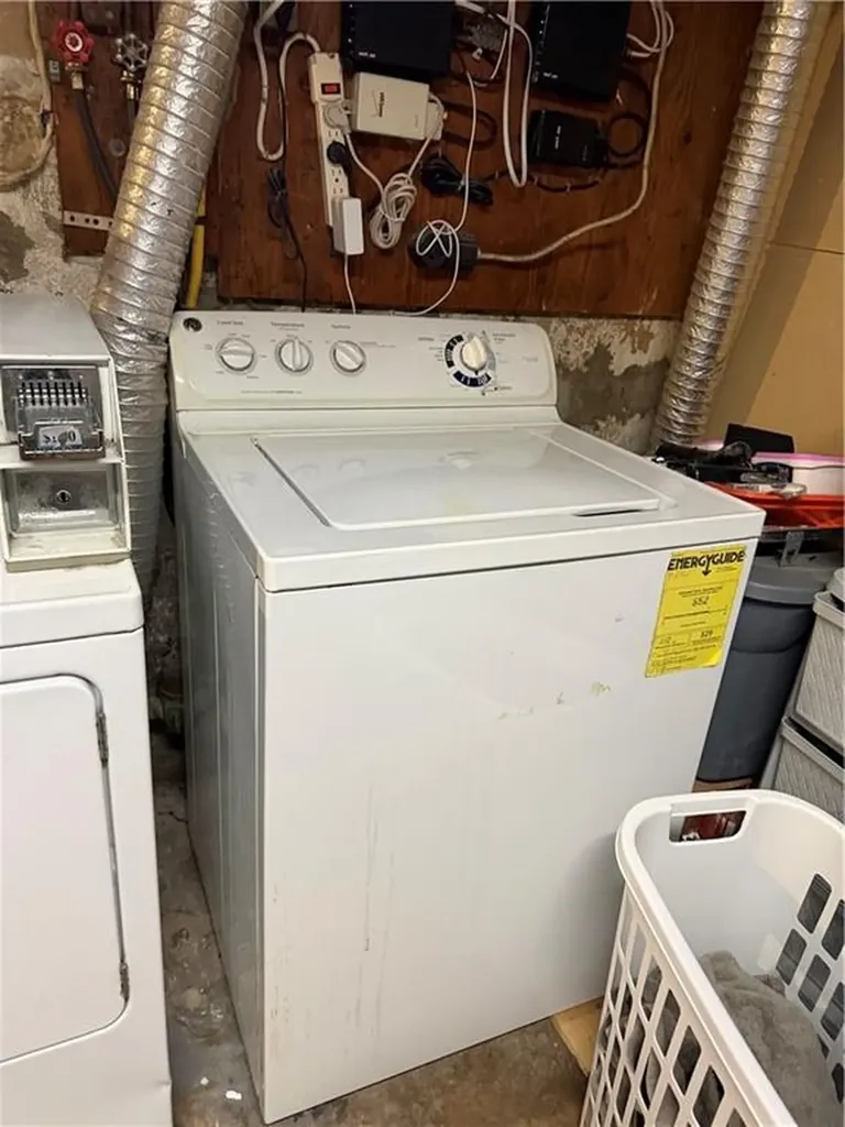 1475 Plainfield Pike Johnston RI 02919