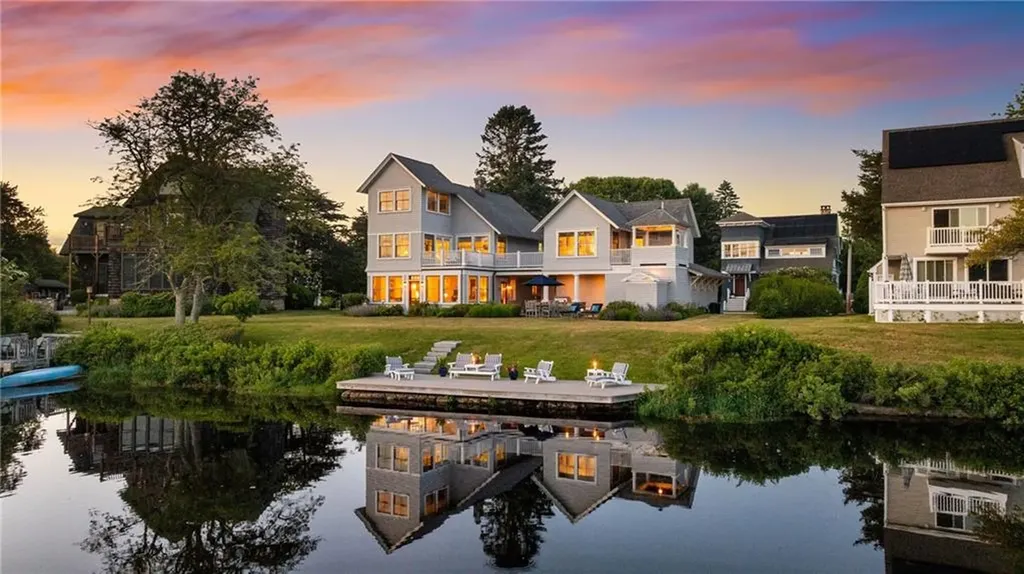 19 Teal Drive South Kingstown RI 02879