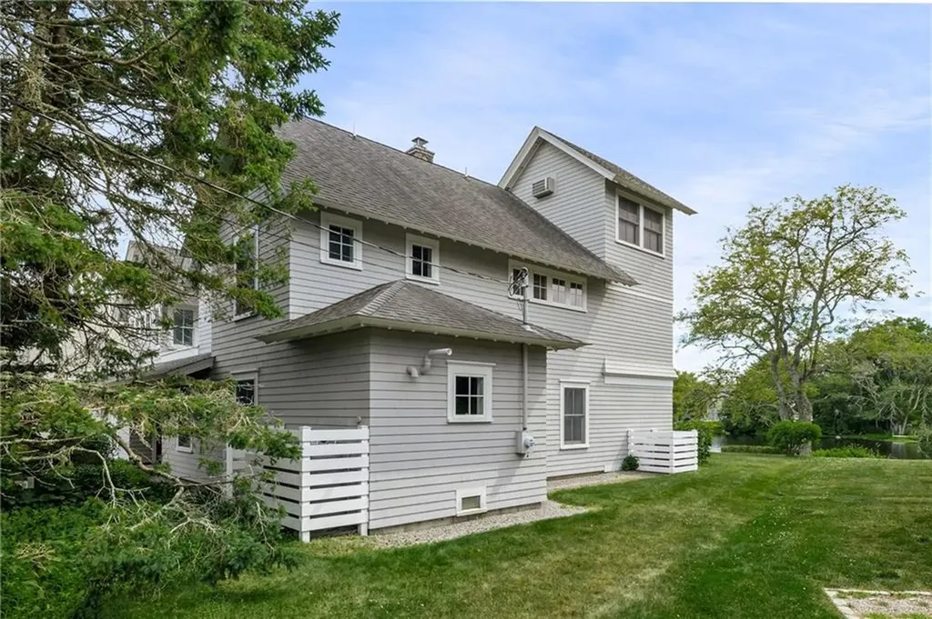 19 Teal Drive South Kingstown RI 02879
