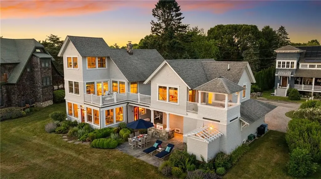 19 Teal Drive South Kingstown RI 02879