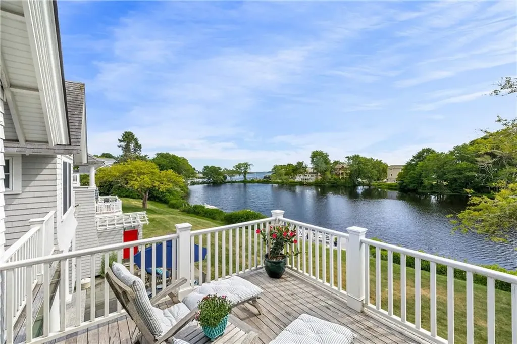 19 Teal Drive South Kingstown RI 02879
