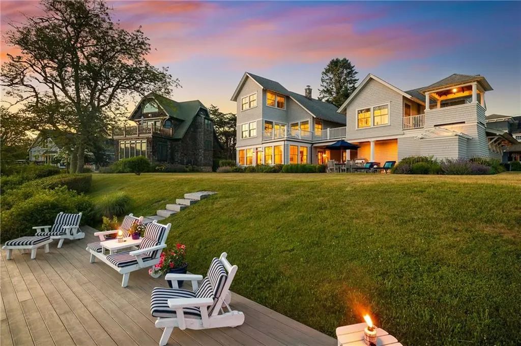 19 Teal Drive South Kingstown RI 02879