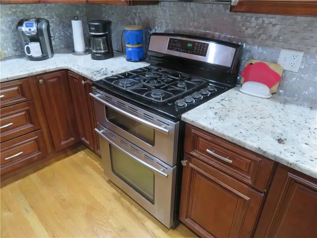 5390 Post Road Warwick RI 02818