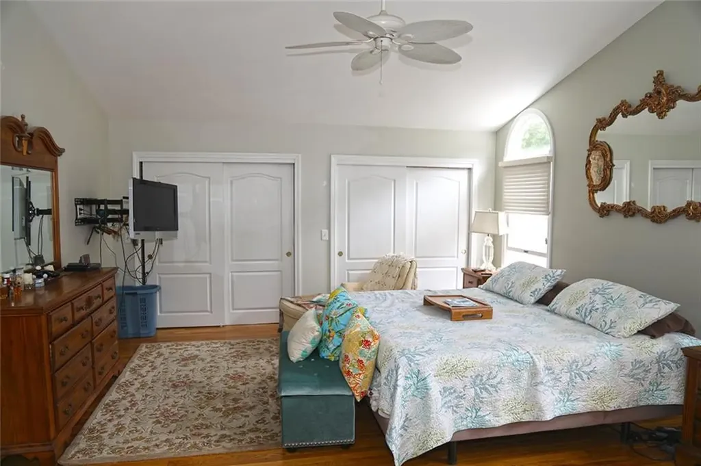 5390 Post Road Warwick RI 02818
