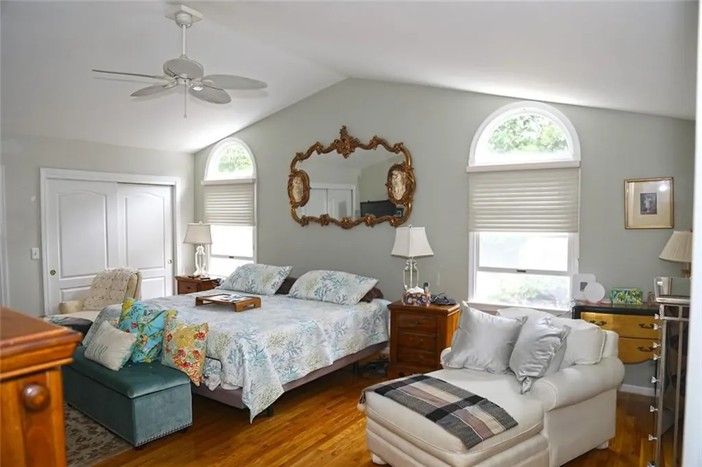 5390 Post Road Warwick RI 02818