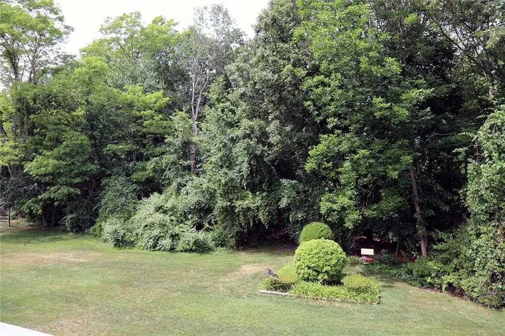 5390 Post Road Warwick RI 02818