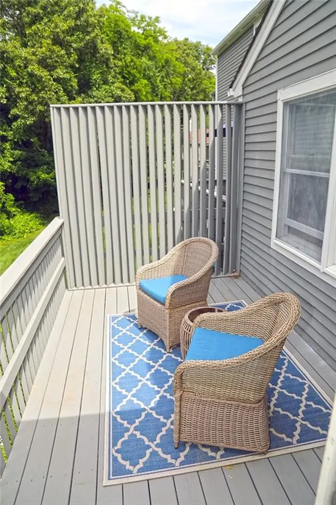 5390 Post Road Warwick RI 02818