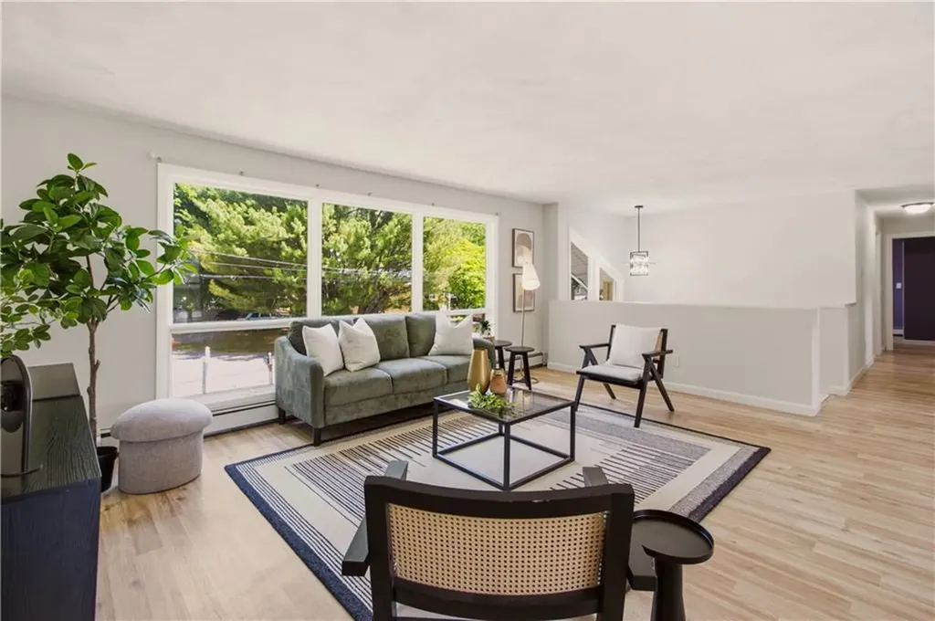 5 Baldwin Drive Johnston RI 02919