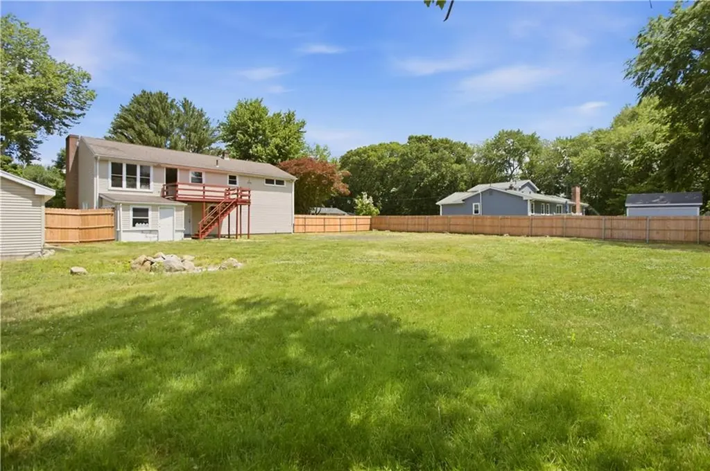 5 Baldwin Drive Johnston RI 02919