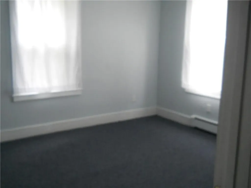 10 West Street Hopkinton RI 02804