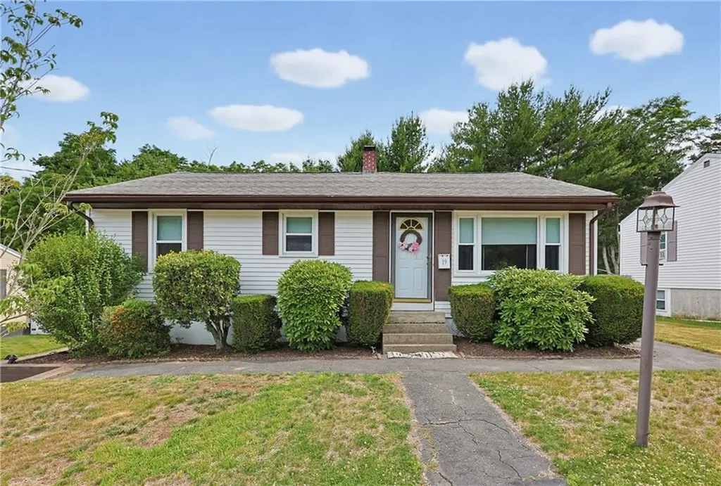 19 Louise Drive West Warwick RI 02893