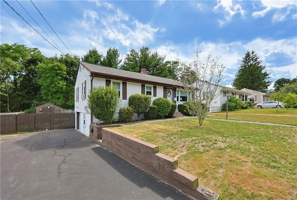 19 Louise Drive West Warwick RI 02893
