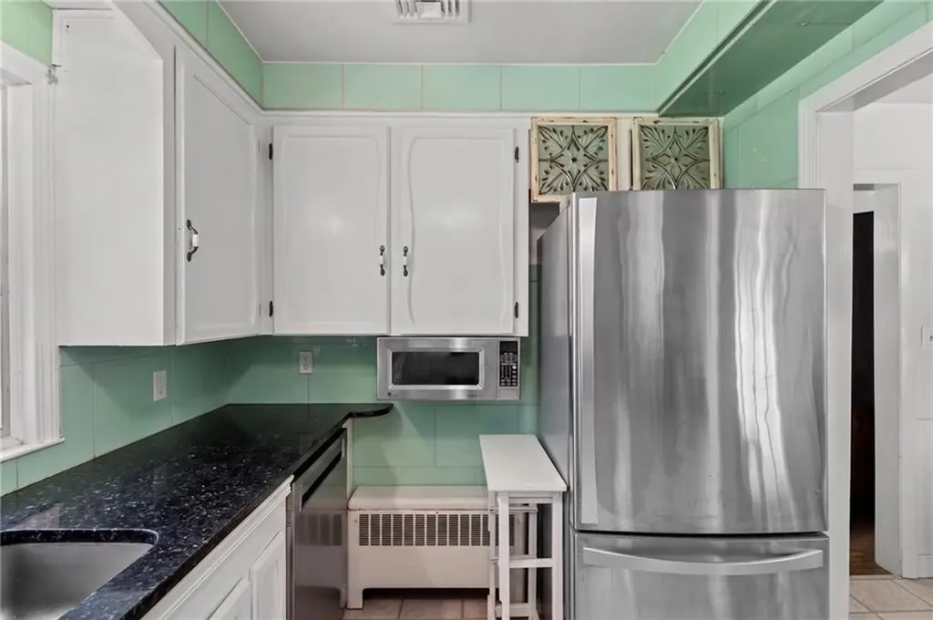 963 Hartford Avenue Johnston RI 02919