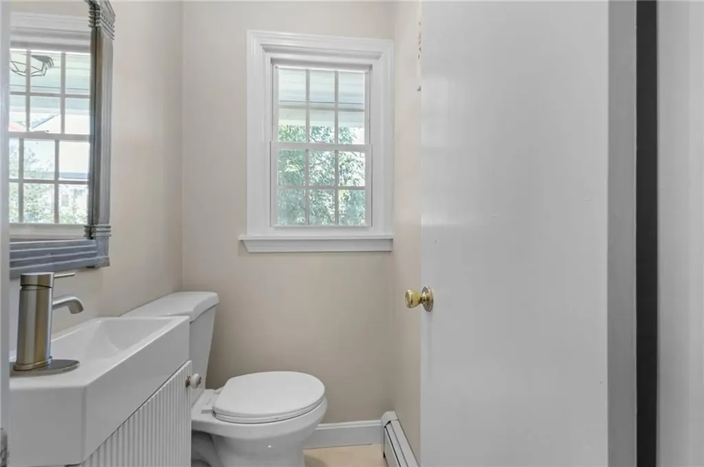 963 Hartford Avenue Johnston RI 02919