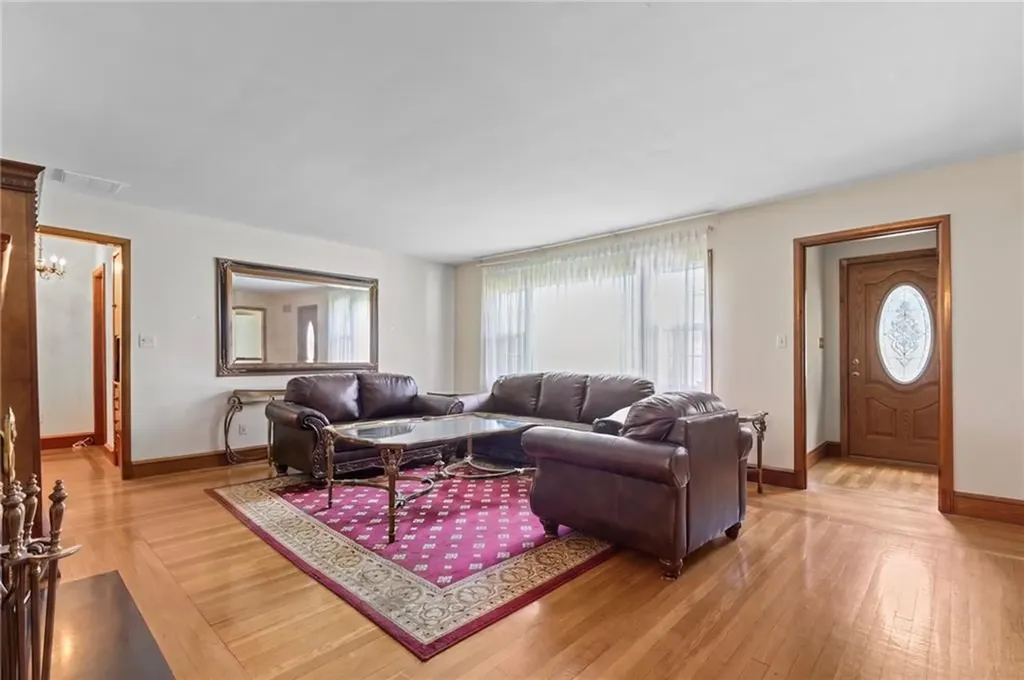 963 Hartford Avenue Johnston RI 02919