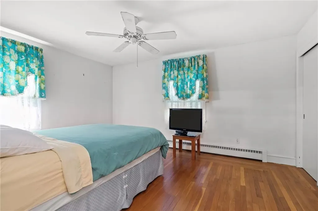 963 Hartford Avenue Johnston RI 02919
