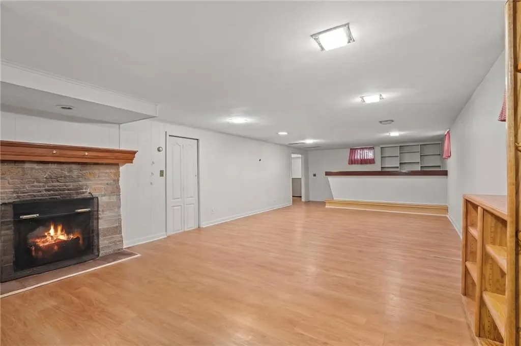 963 Hartford Avenue Johnston RI 02919