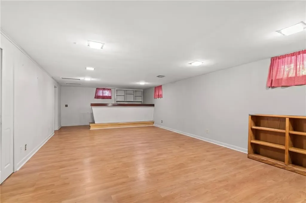 963 Hartford Avenue Johnston RI 02919