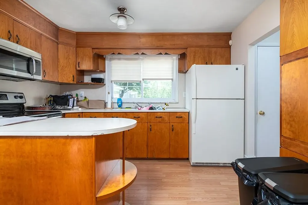 255 0 Farmington Avenue Cranston RI 02920