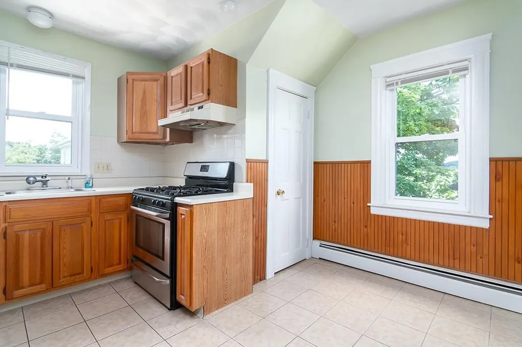 255 0 Farmington Avenue Cranston RI 02920
