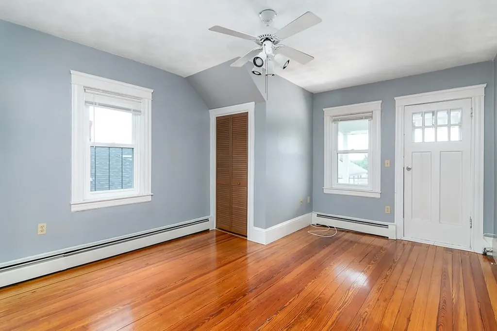 255 0 Farmington Avenue Cranston RI 02920