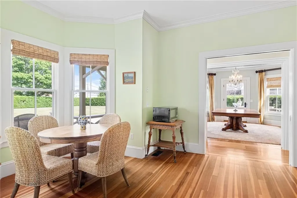41 Ocean Road Narragansett RI 02882
