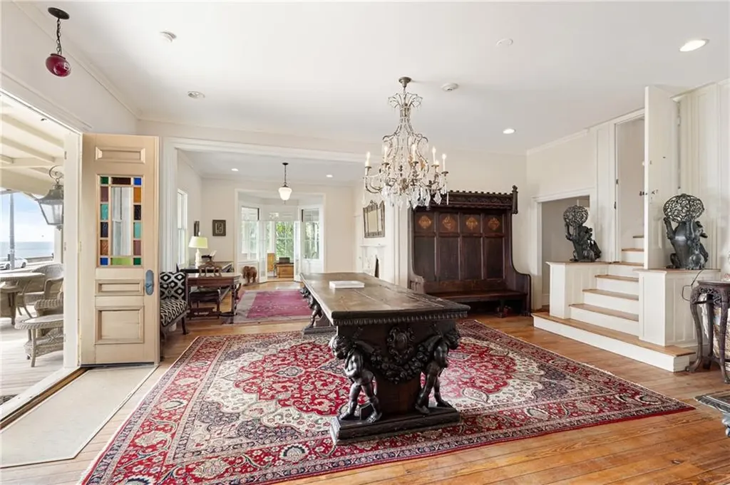41 Ocean Road Narragansett RI 02882