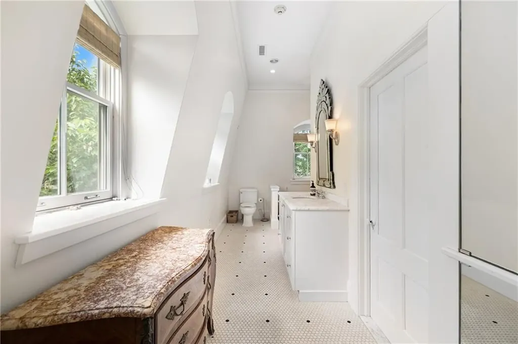 41 Ocean Road Narragansett RI 02882