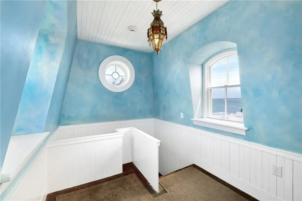 41 Ocean Road Narragansett RI 02882